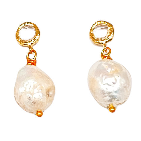 A pair of baroque pearl drop earrings with crystal posts.