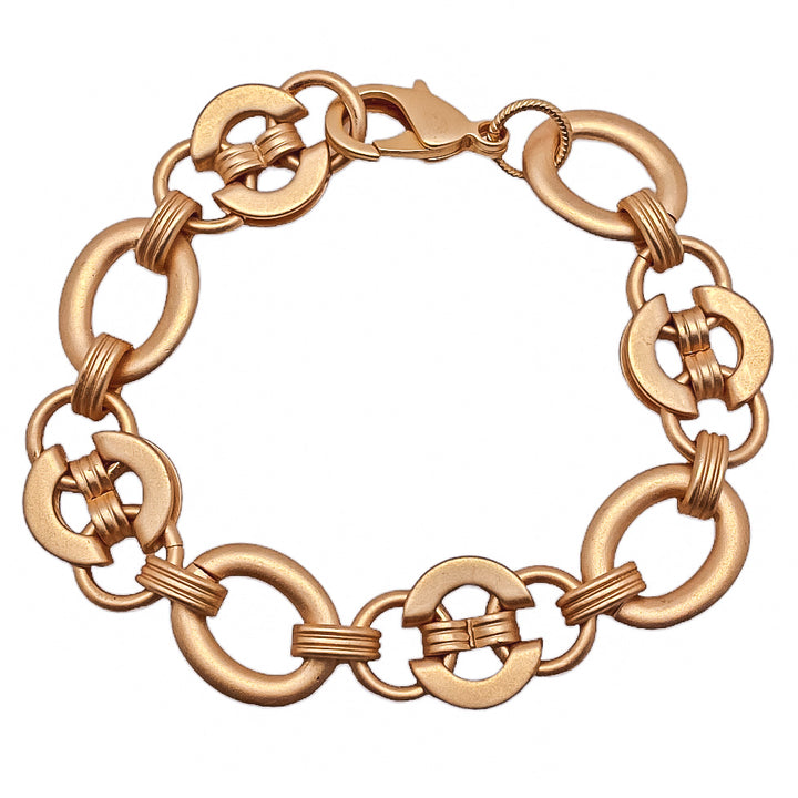a matte gold mixed chainlink bracelet